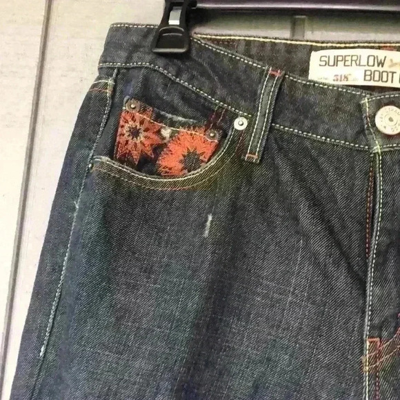 Levis 518 SuperLow Bootcut Denim Jeans Size 11 - Picture 7 of 11